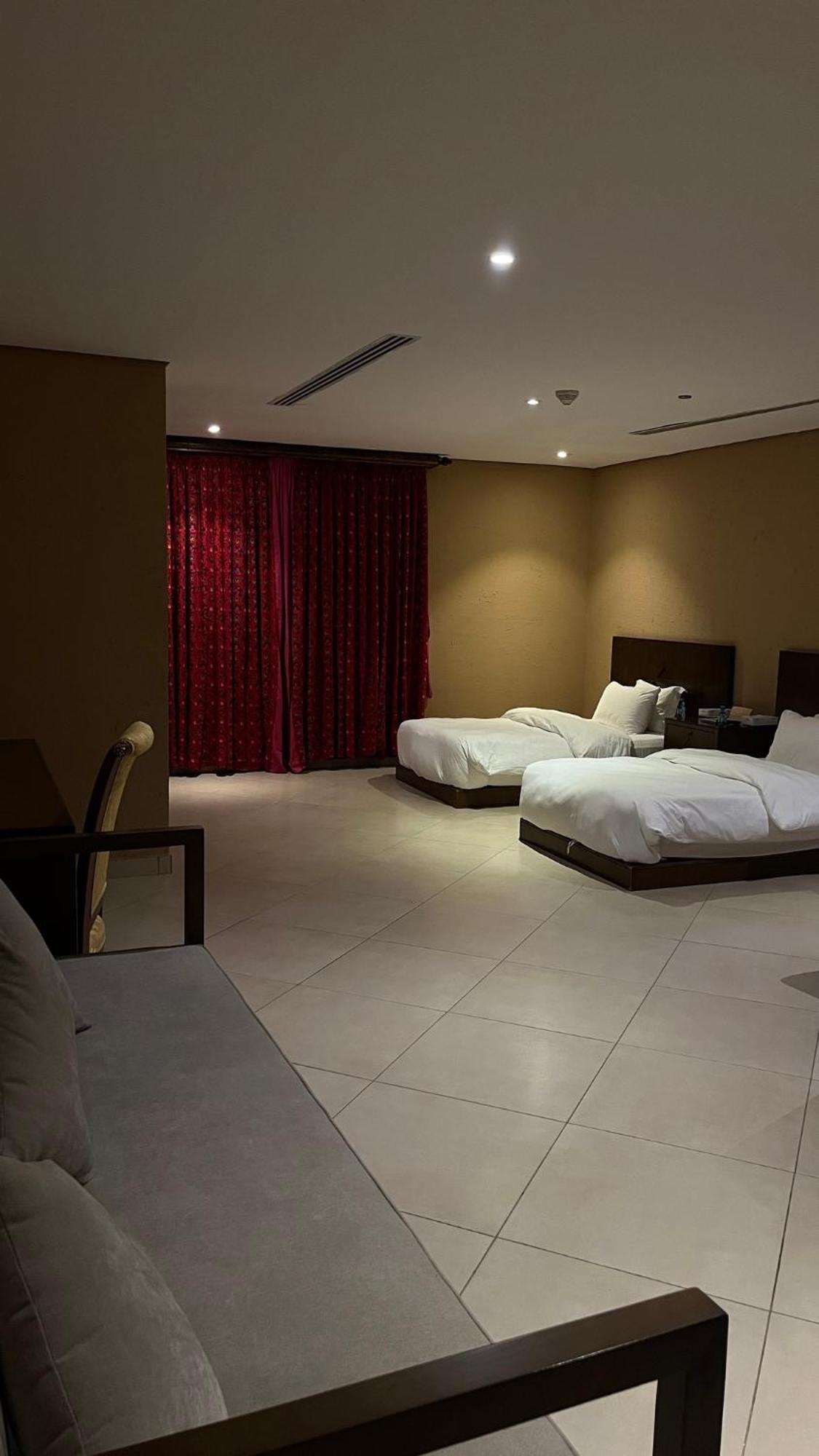 Al Malfa Resort Unaizah Extérieur photo