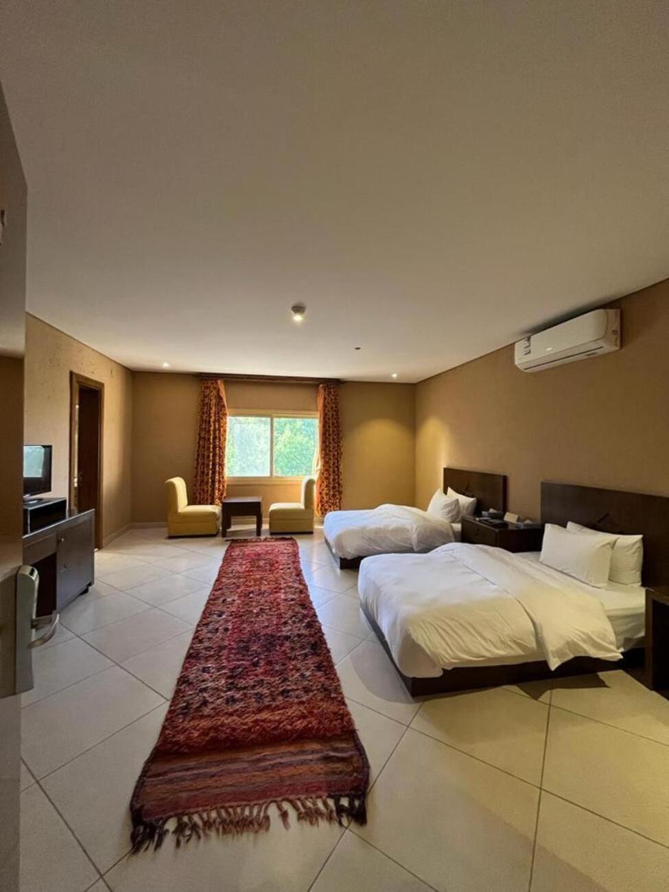 Al Malfa Resort Unaizah Extérieur photo