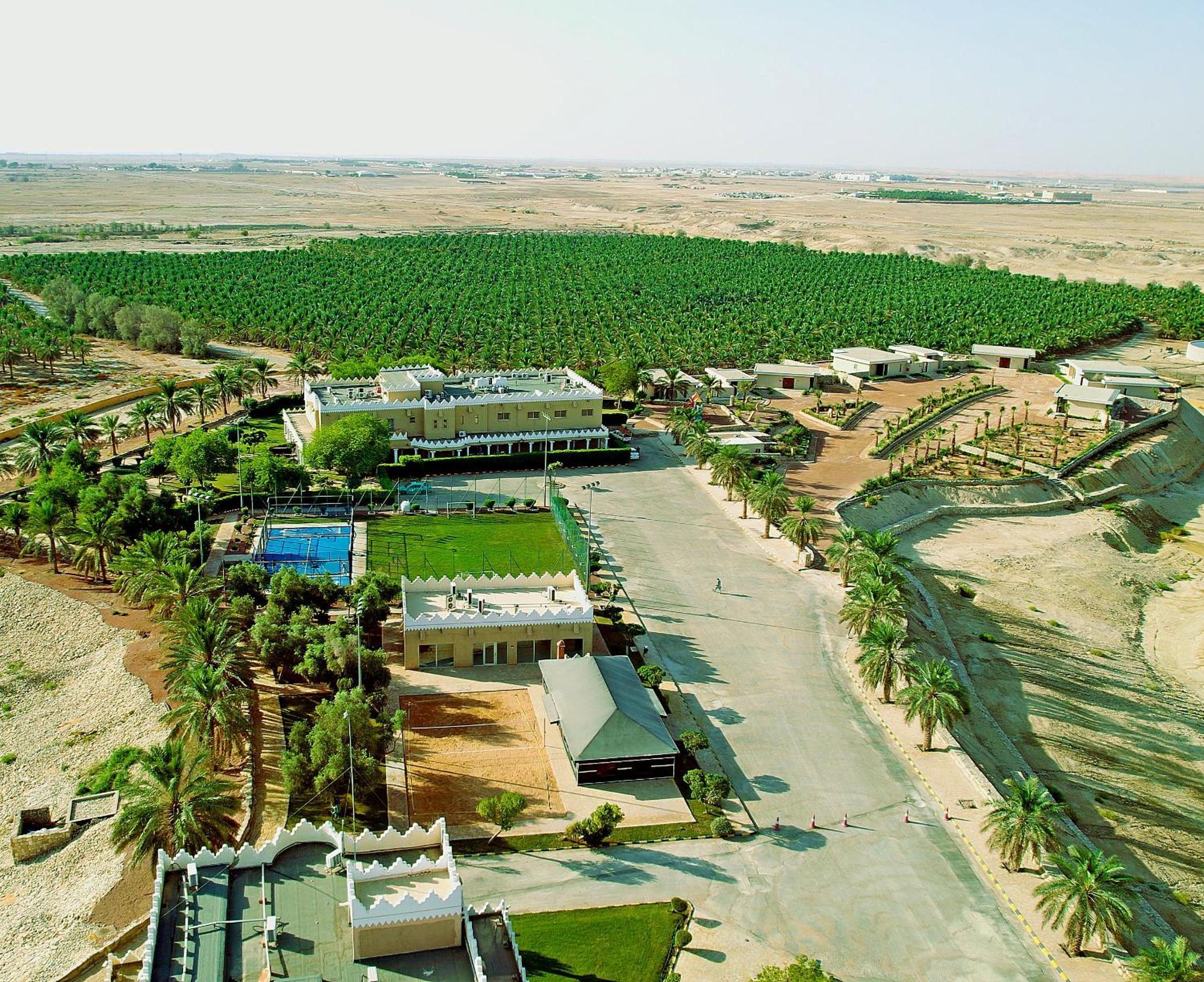 Al Malfa Resort Unaizah Extérieur photo