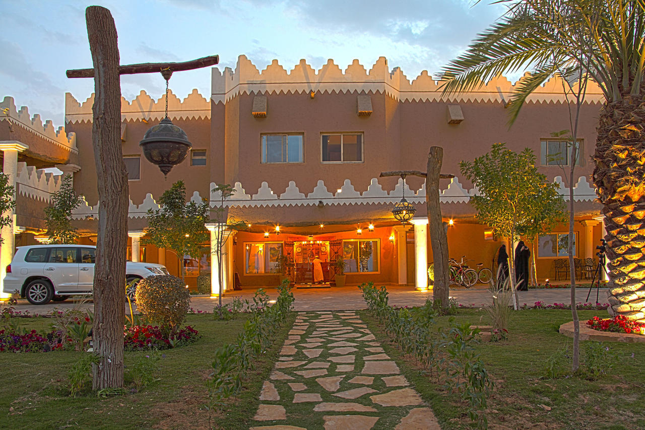 Al Malfa Resort Unaizah Extérieur photo